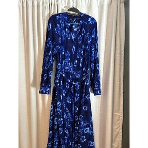Ladies, blue V-neck dress